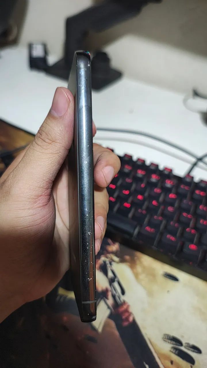 VENDO S23 BASE , SOMENTE CELULAR E O CARREGADOR , ELE TEM CAPA E PELICULA  - Foto 3