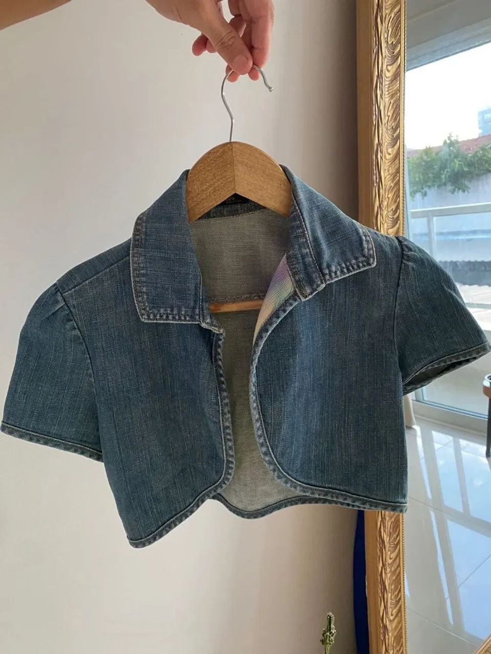 Colete jeans Damyller, forro arco-íris, vintage e estilo