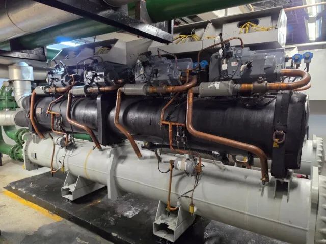ar condicionado chiller 345 TR - Foto 2