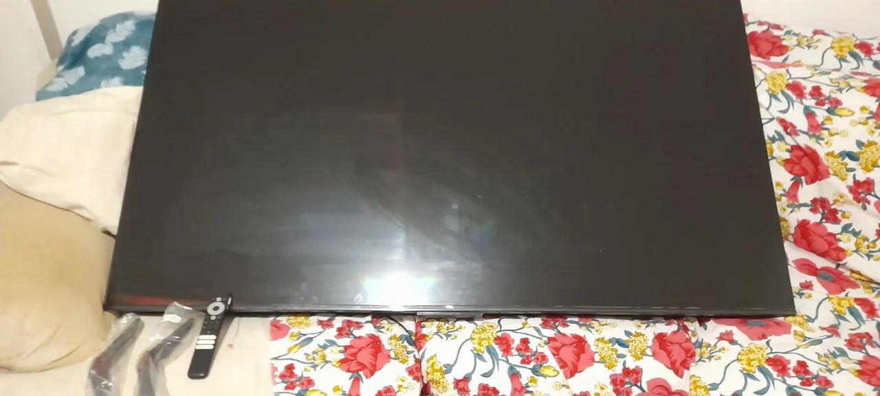 Vendo Televisão TCL 65 polegadas - Foto 2