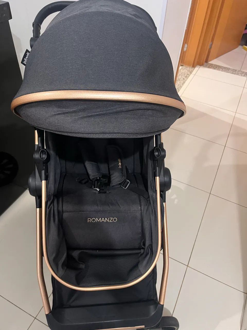Vendo carrinho de BB , seminovo e reforçado  - Foto 2