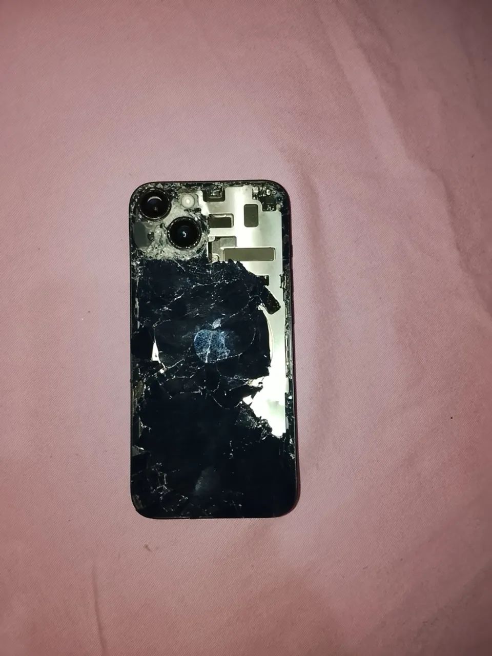 iPhone 14 retirada de peças