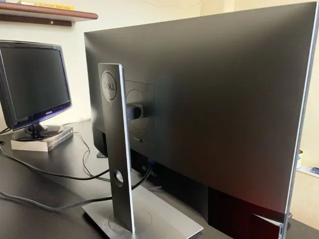 Monitor Dell Ultrasharp U2720Q 4k - Foto 4