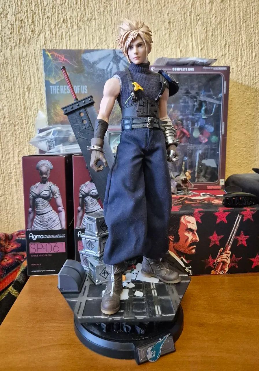 Final Fantasy Vll Cloud Strife VTS(Virtual Toys) 1/6 Deluxe Version completo!