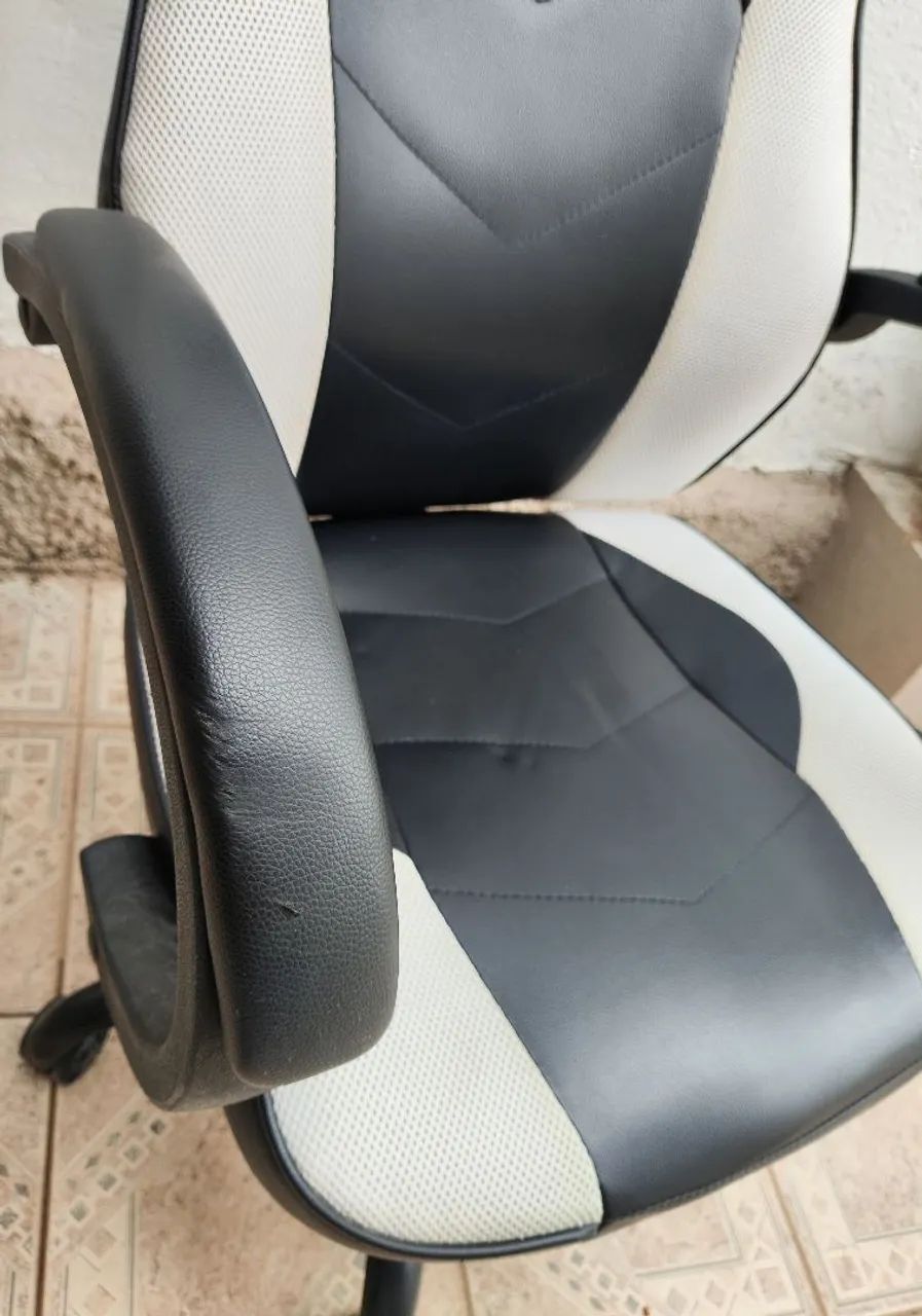 Cadeira Gamer Mymax MX0 Preto e Branco - Foto 5