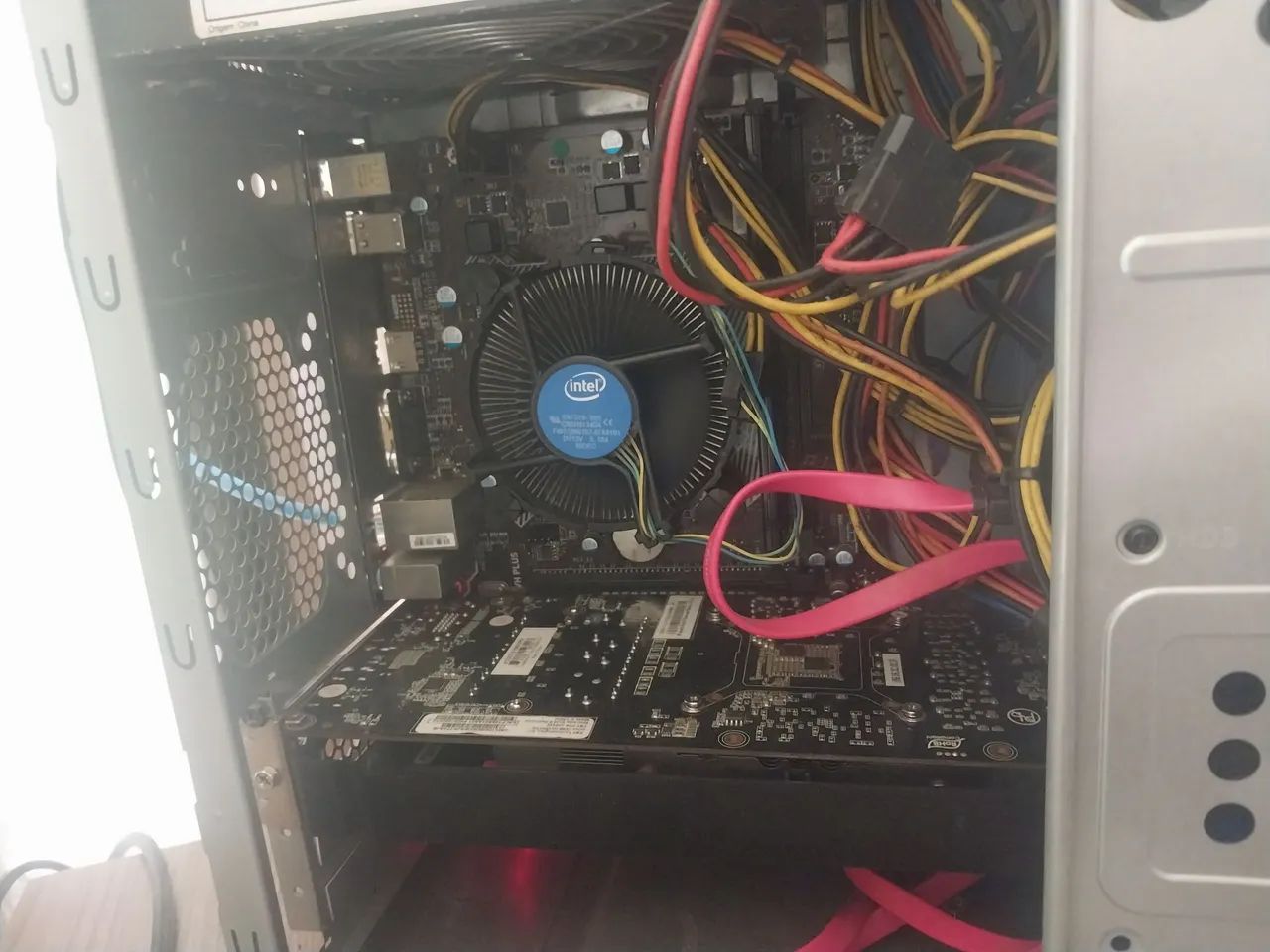 Troco pc gamer de entrada 