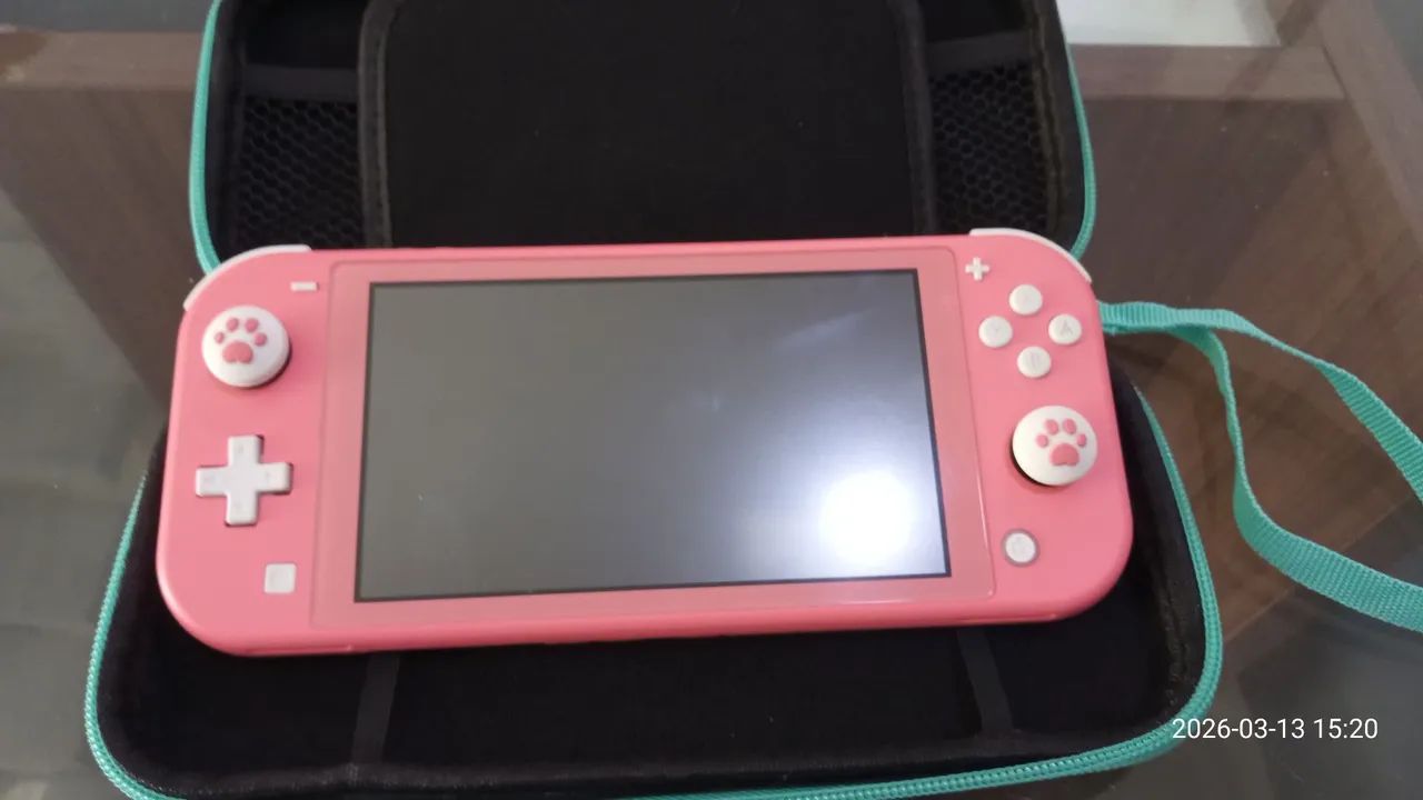 Nintendo Switch Lite (rosa) - Perfeitas Condições + acessório
