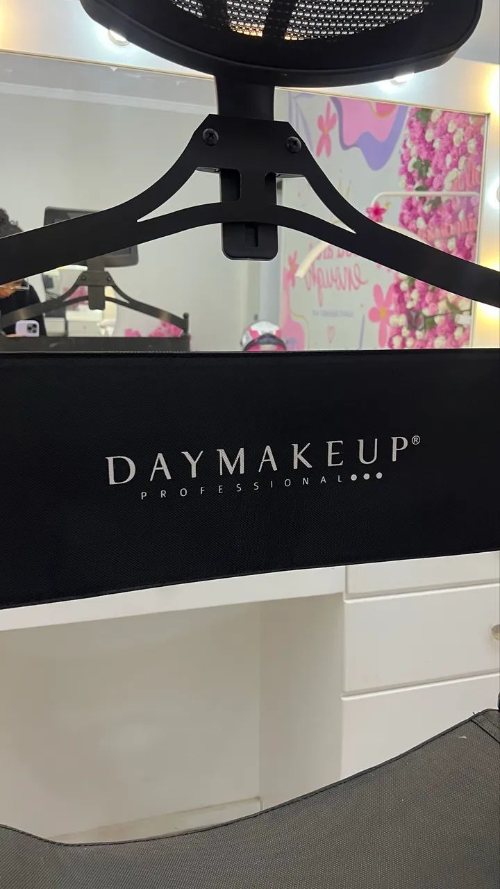 Cadeira de maquiadora DayMakeup  - Foto 3