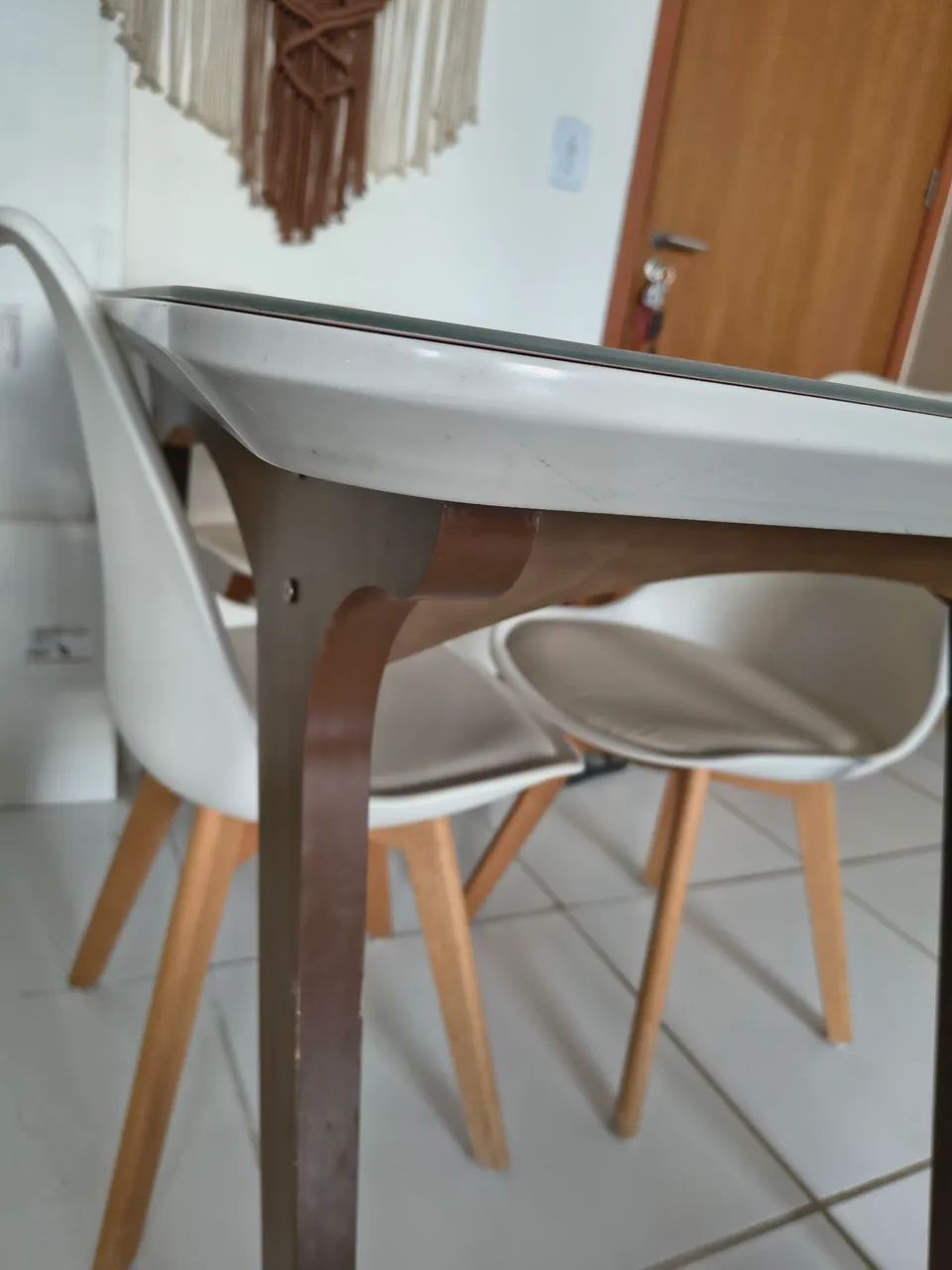 Mesa em MDF com tampo de vidro  - Foto 3