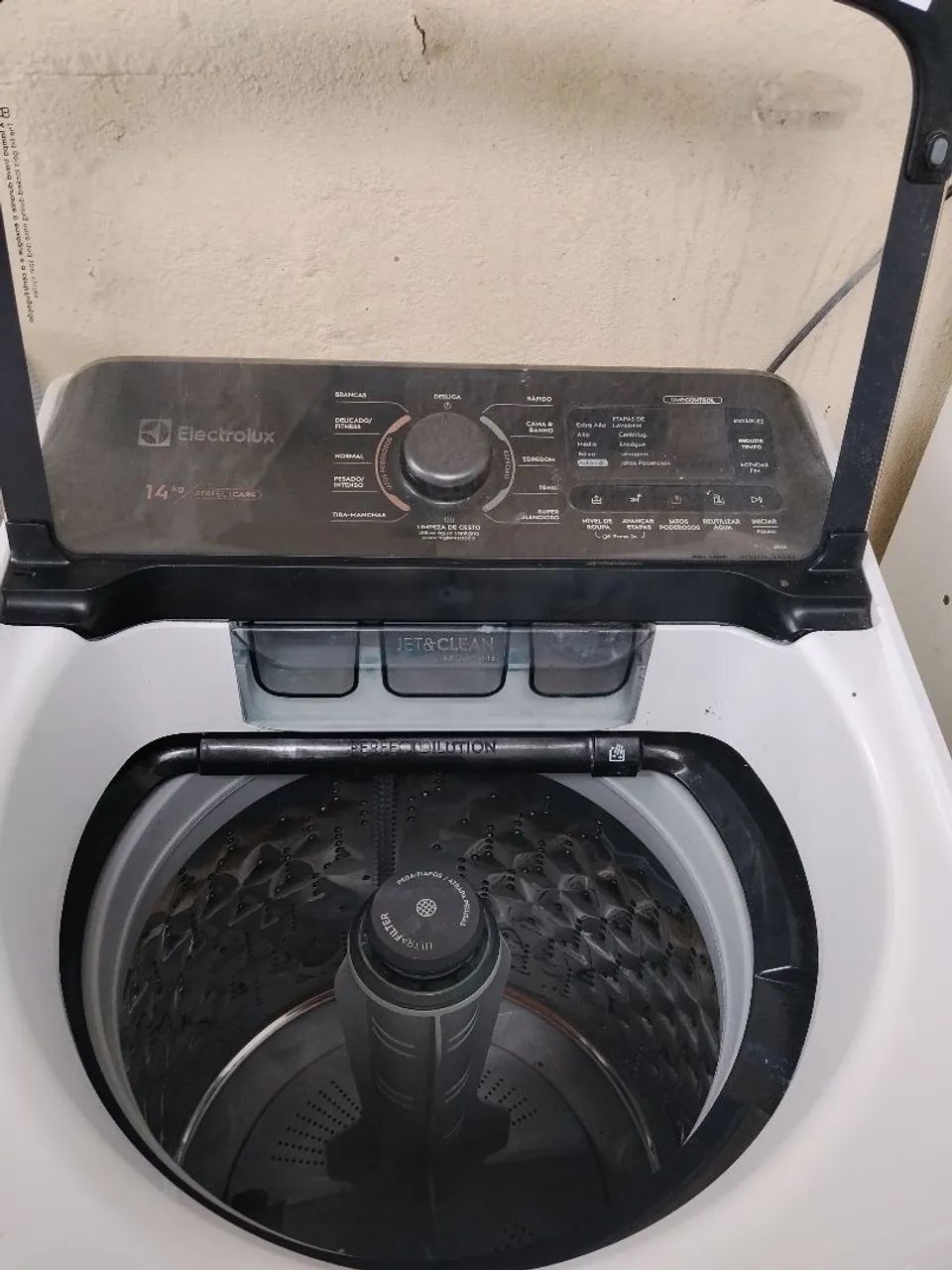 Máquina de lavar Eletrolux 14kg jato poderoso, painel digital FUNCIONANDO PERFEITAMENTE  - Foto 4