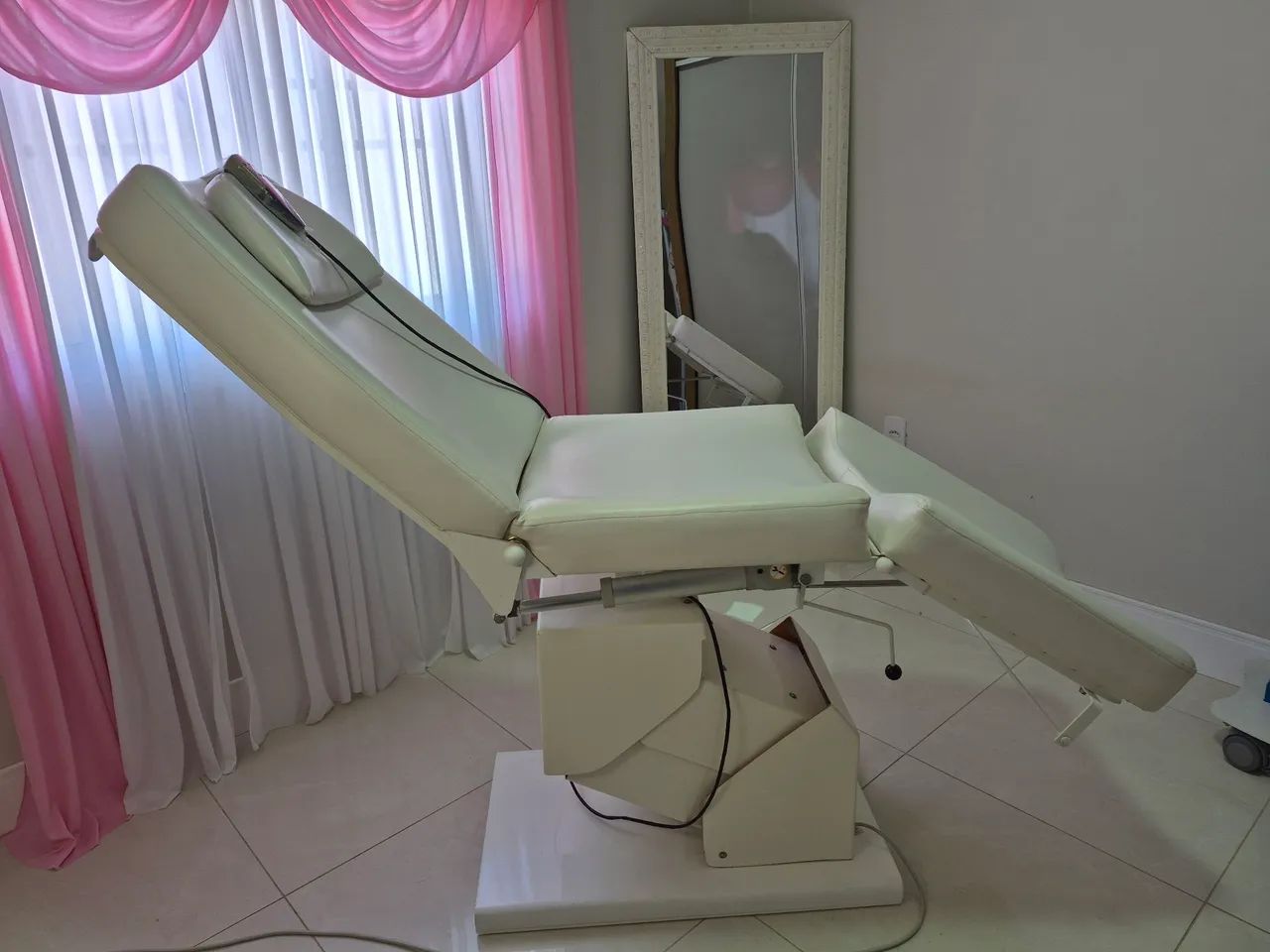 Cadeira elétrica de estetica