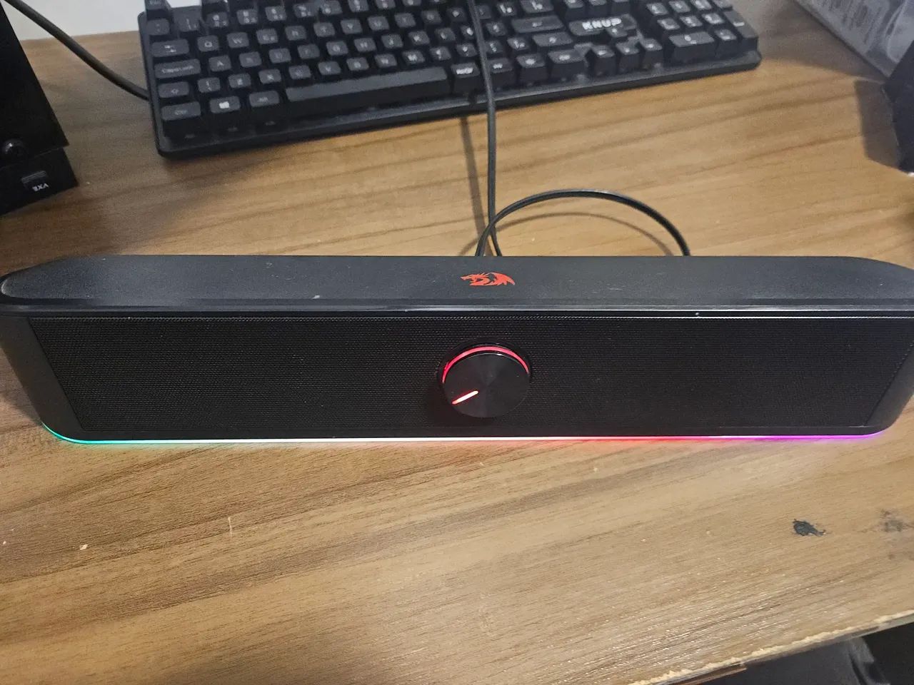 Caixa de som pc redragon