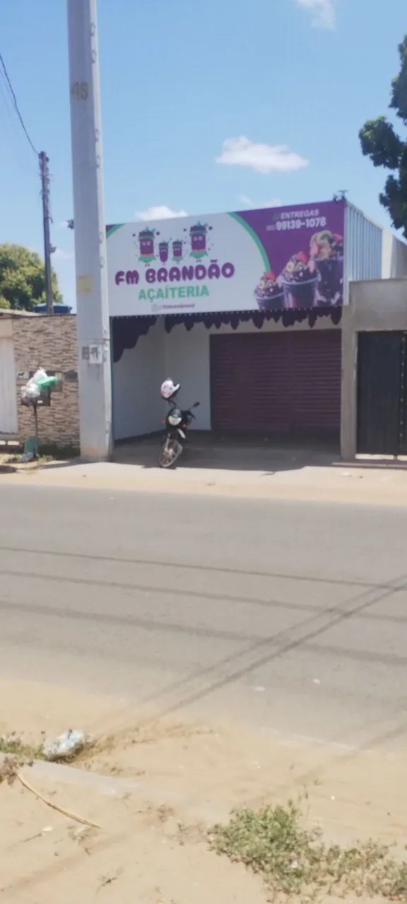 Aluga se esse ponto comercial no bairro Alvorada na Av dos garimpeiros perto do gavião 