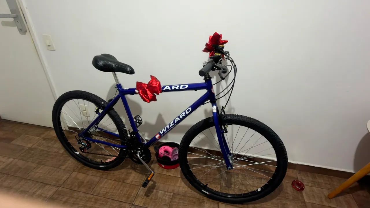 Bicicleta Aro 26 nunca usada - Foto 3