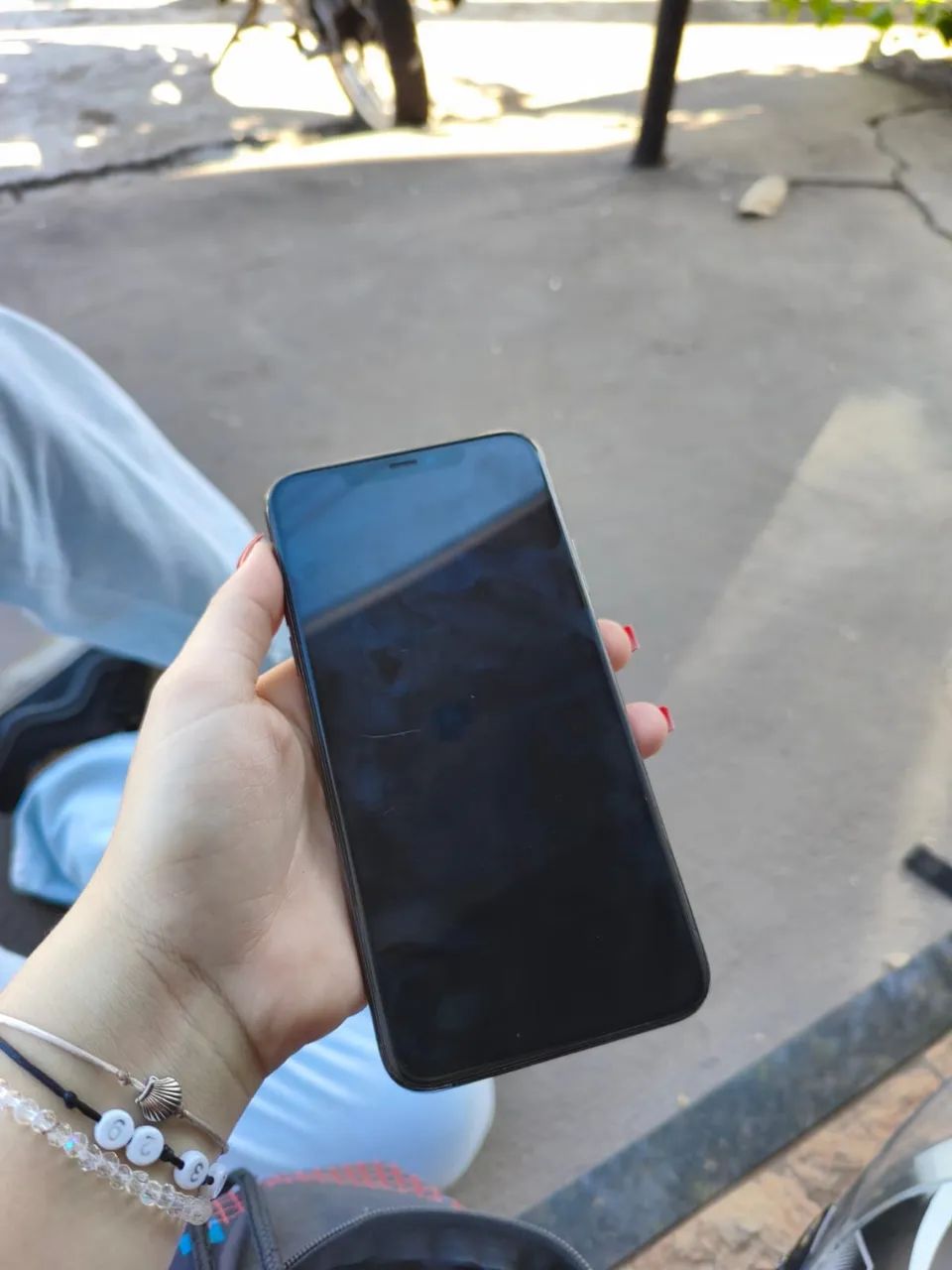 vendo iphone 11 pro max,256 gb - Foto 2