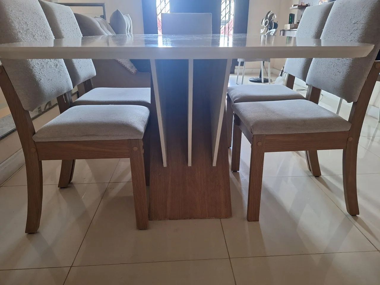 Mesa 6 cadeiras em MDF - Foto 3