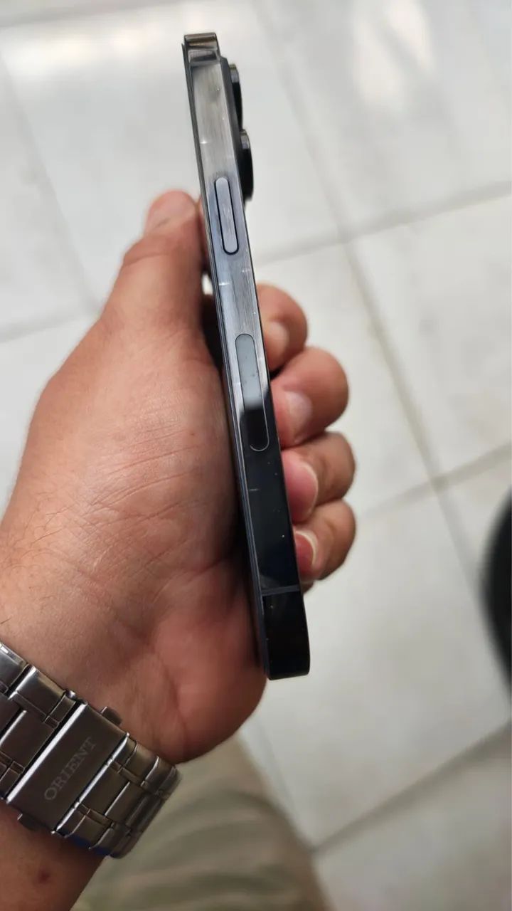 Vendo um iPhone 14 Pro de 256gb - Foto 2
