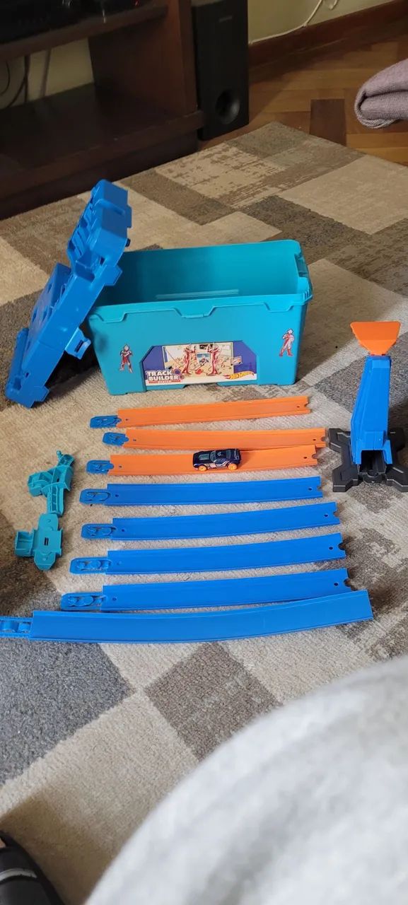 Hot Wheels - Multi Loop Box - Track Builder 