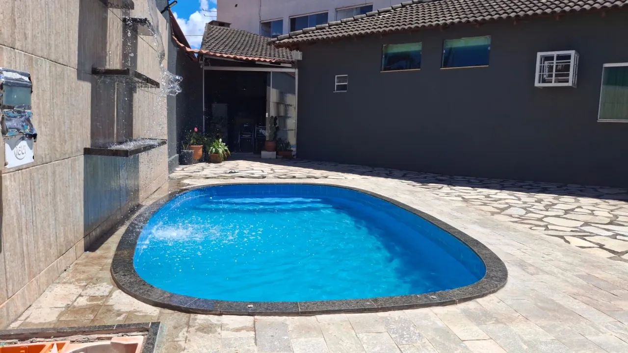 Casa a venda em Vicente Pires. 