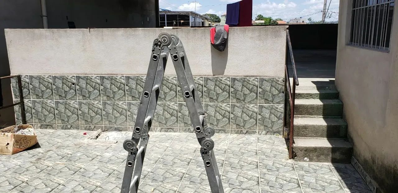 Casa em Avenida Manoel Luciano Pio - Belvedere - Ribeirão das Neves/MG - Foto 2