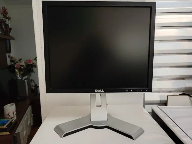 Monitor Dell65126765228545120