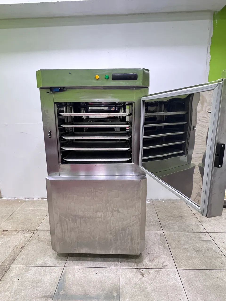 ULTRA CONGELADOR COMERCIAL EM INOX - EXCELENTE ESTADO - Foto 2