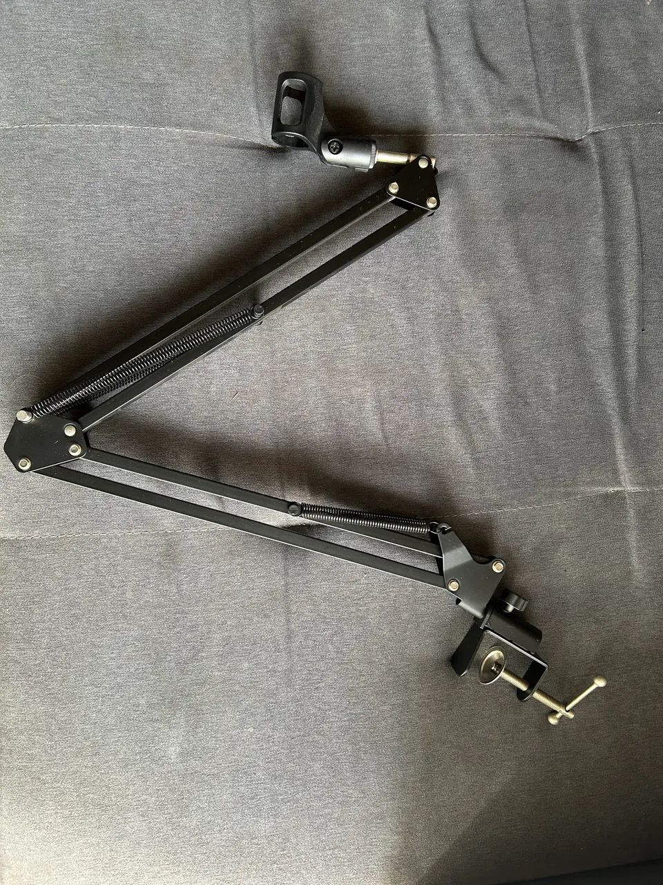 Professional Articulating Microphone Arm422080694034124801