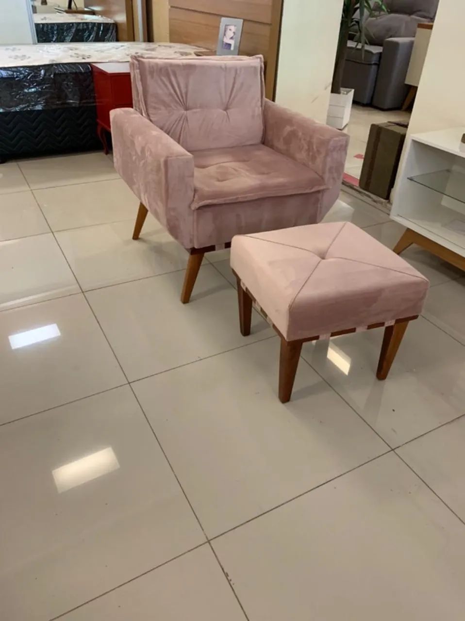 Poltrona para compor sala  - Foto 4