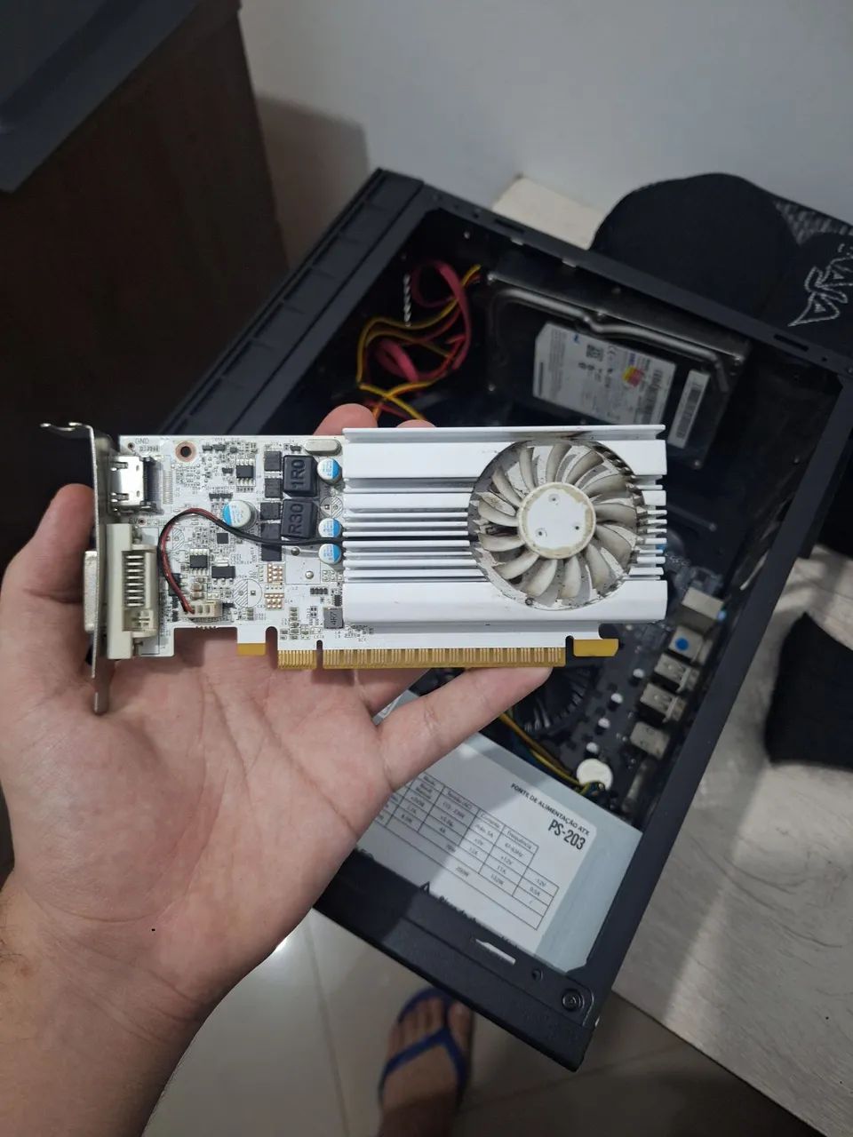 Placa de video gt1030