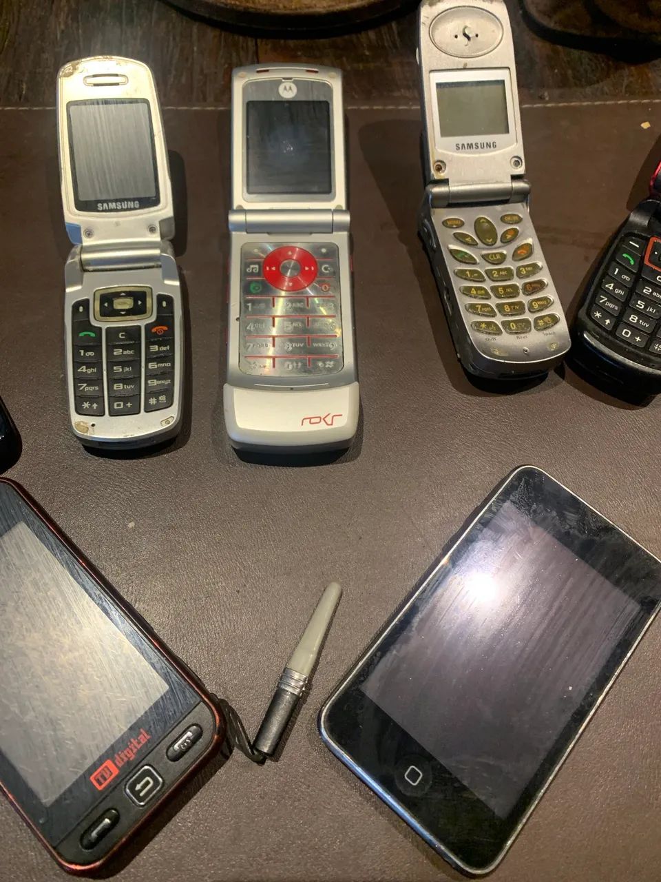 Aparelhos de celulares antigos