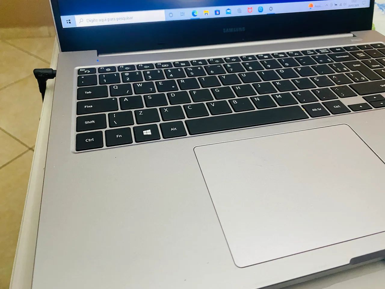 Notebook Samsung BOOK E20 modelo UIQ9BJ87 - Foto 4