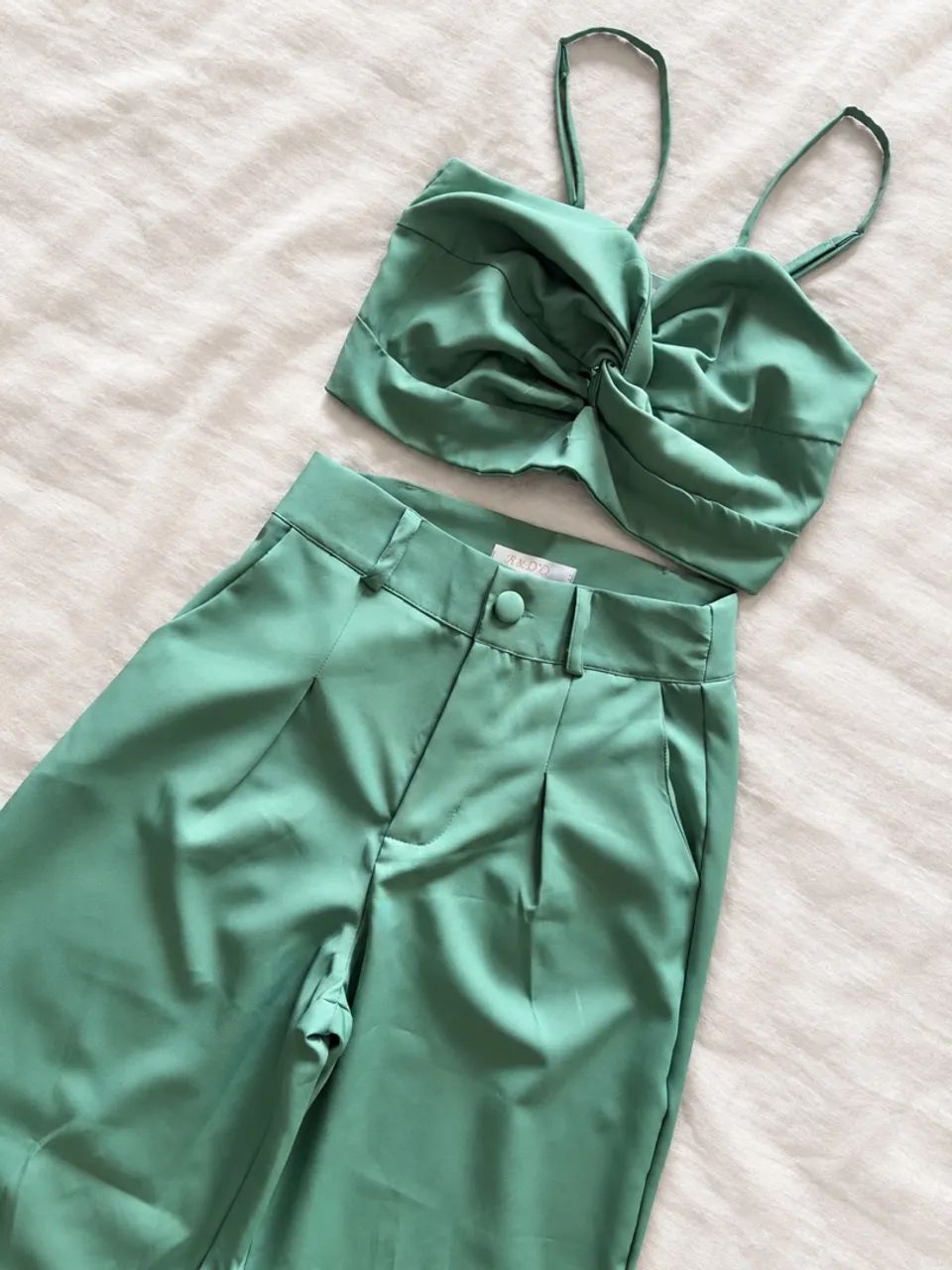 Conjunto top e calça  - Foto 2