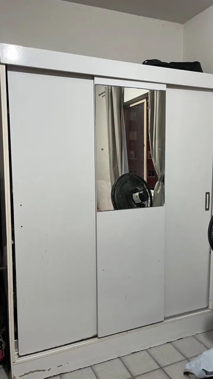 Vendo Guarda-roupa 