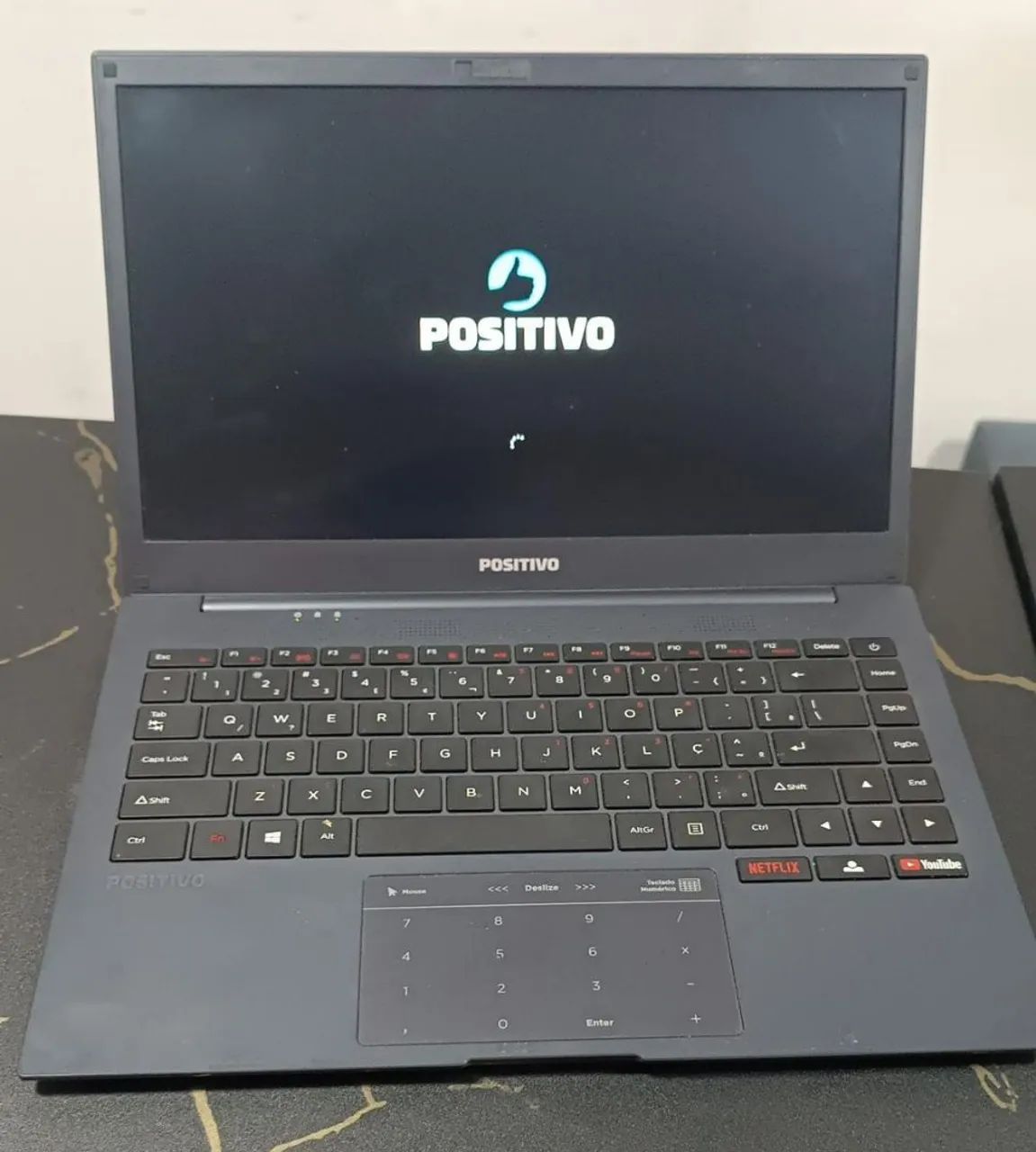 Netbook positivo 