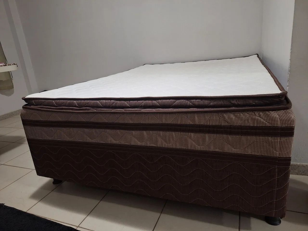 Cama box com colchão acoplado. - Foto 3