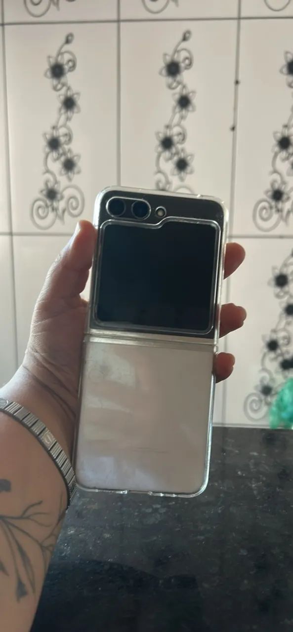 Z flip - Foto 3
