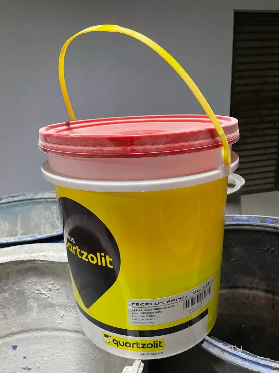 Impermeabilizante acrílico Tecplus friso quartzolit