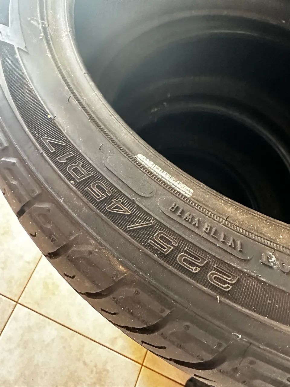 Pneus 225/45R17 (Aro 17) Goodyear Seminovos  - Foto 3