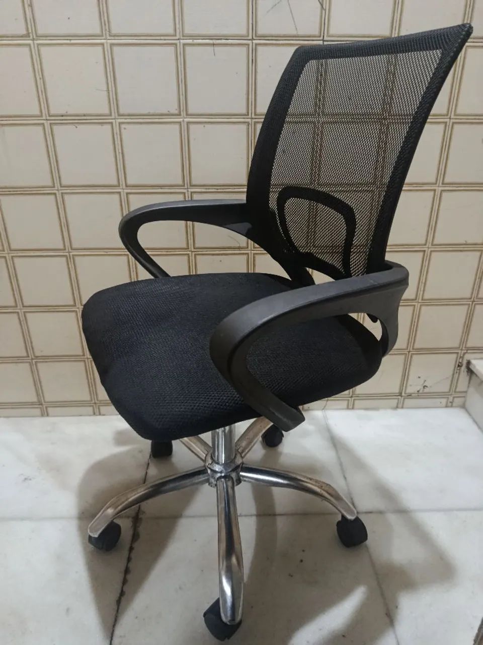 Cadeira de escritório giratória  - Foto 2