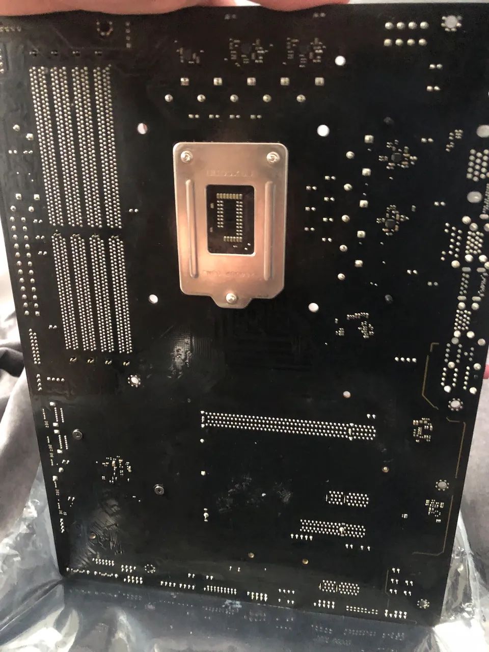Placa mãe B460 phatom gaming ASrock - Foto 3