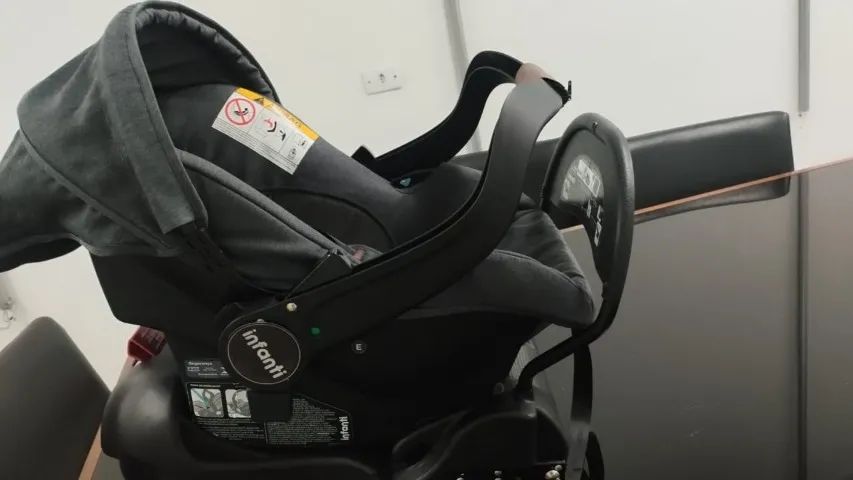 Bebê conforto Infanti com Isofix - Foto 4