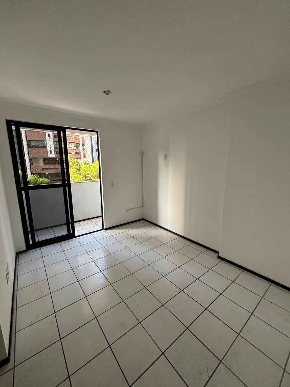 Ana Bilhar | 2 suites | 1 vaga