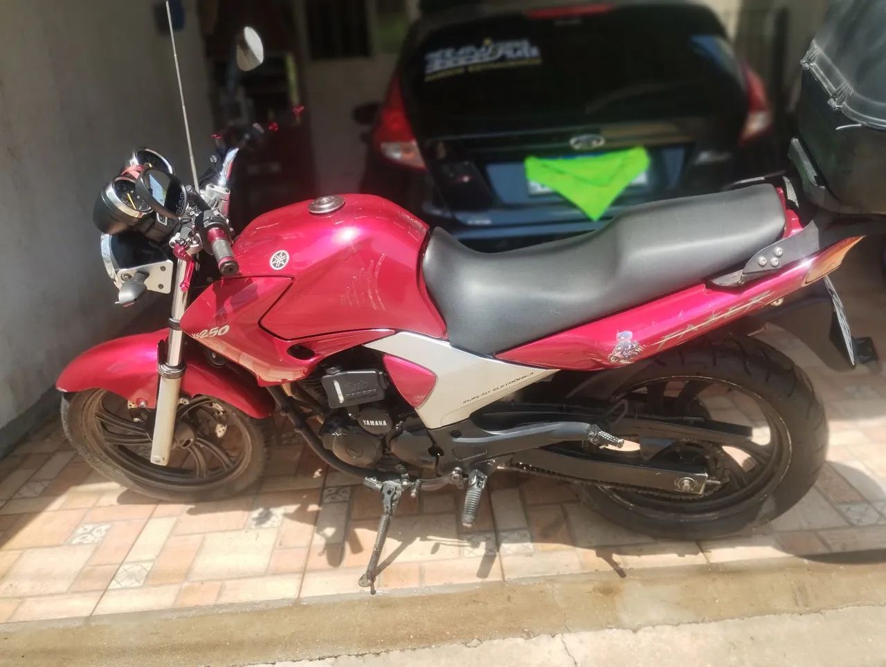 Moto Feizer 250 com vários acessórios  - Foto 5