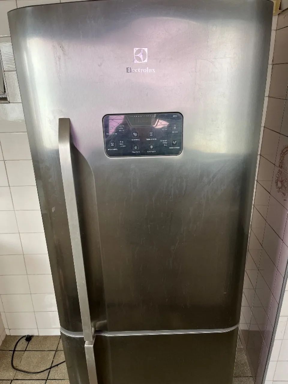 Geladeira inverter Eletrolux