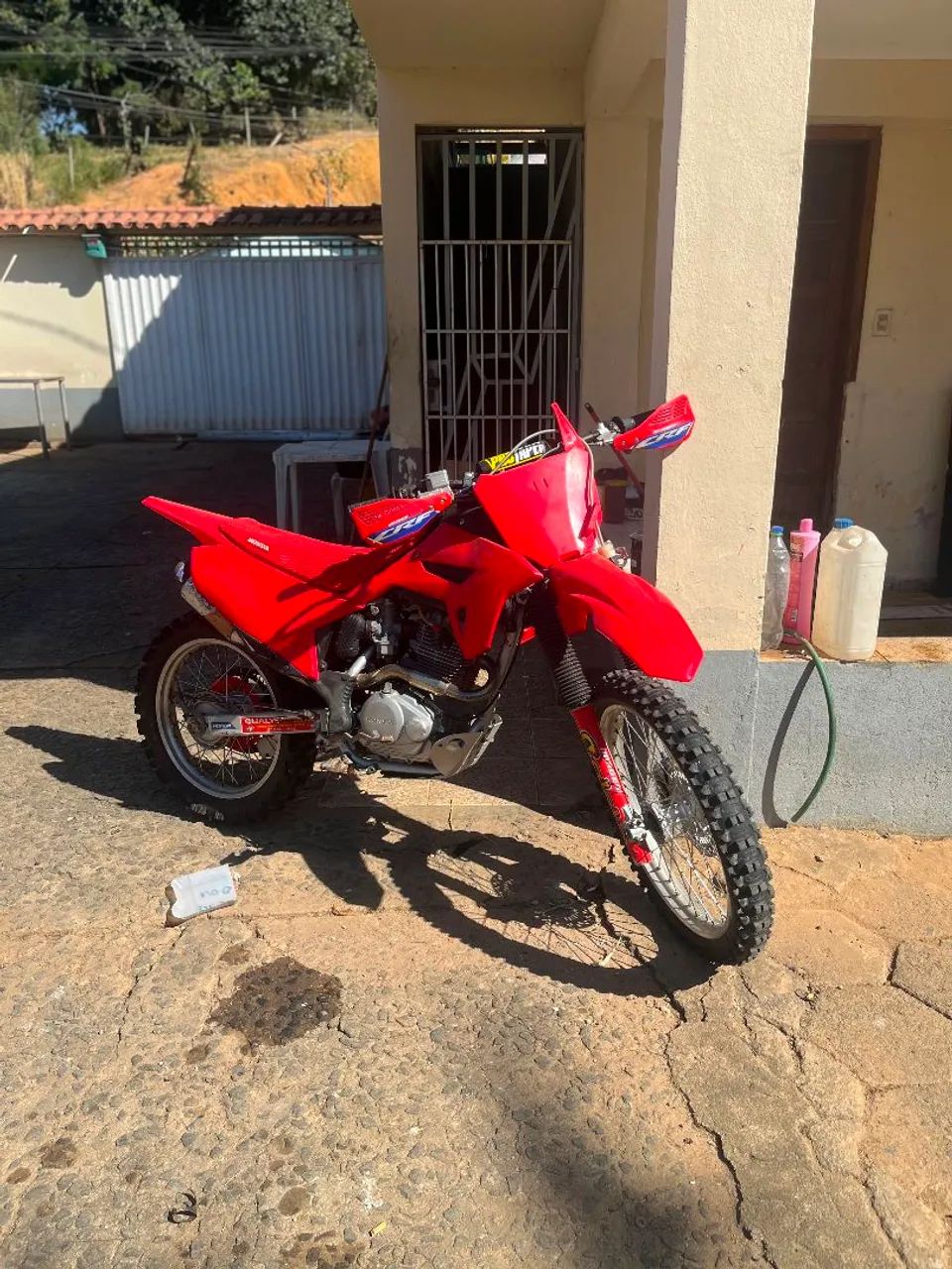 CRF 240f  - Foto 4
