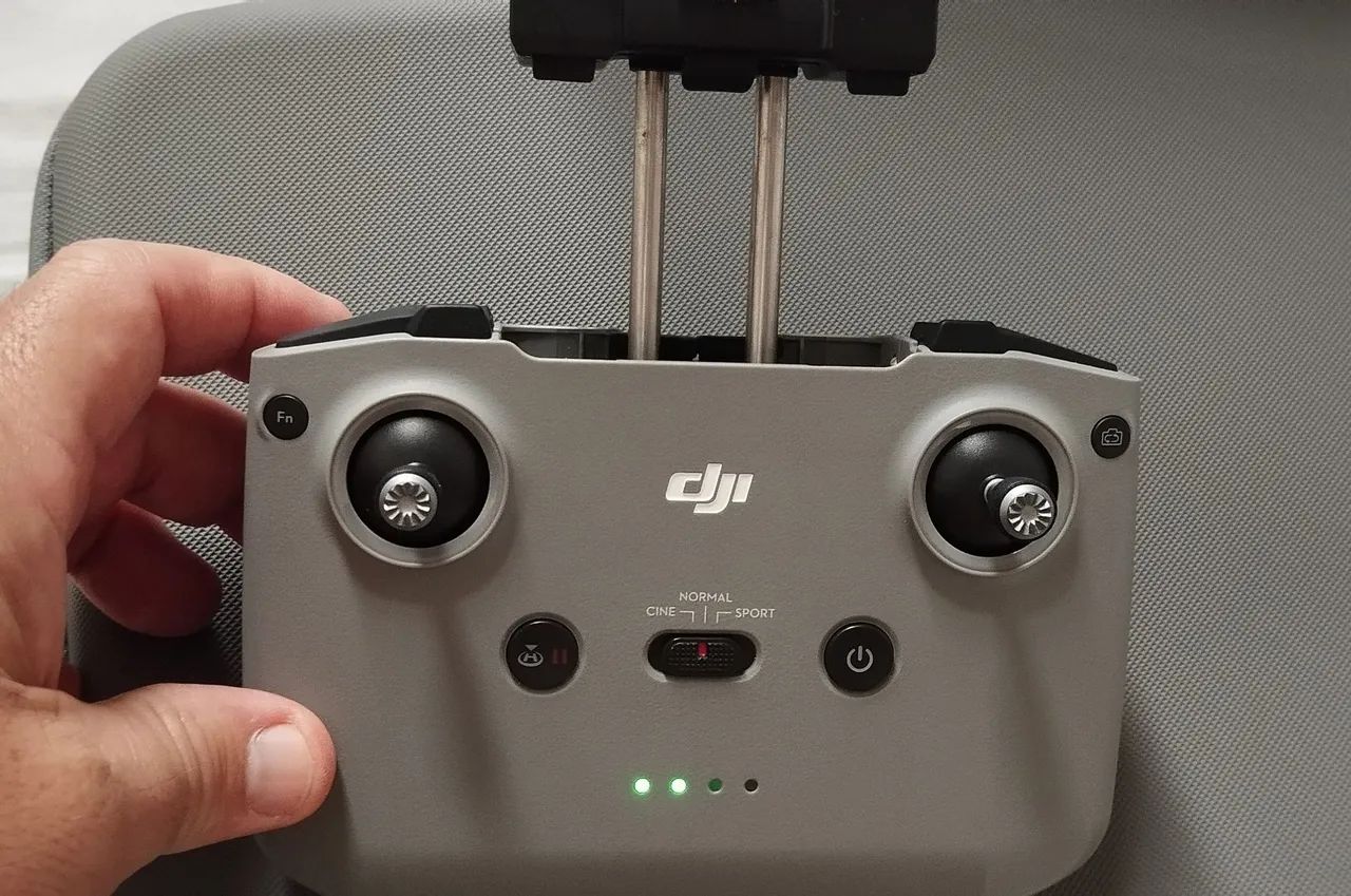Controle de Drone DJI RC-N1 Praticamente sem uso  - Foto 4