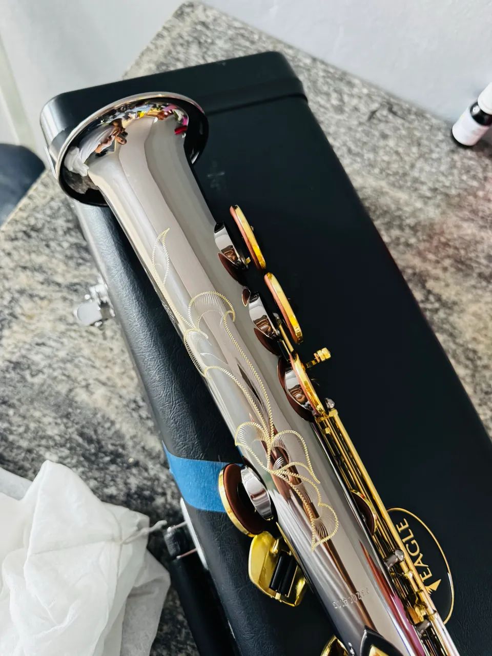 Saxofone EAGLE ÔNIX 