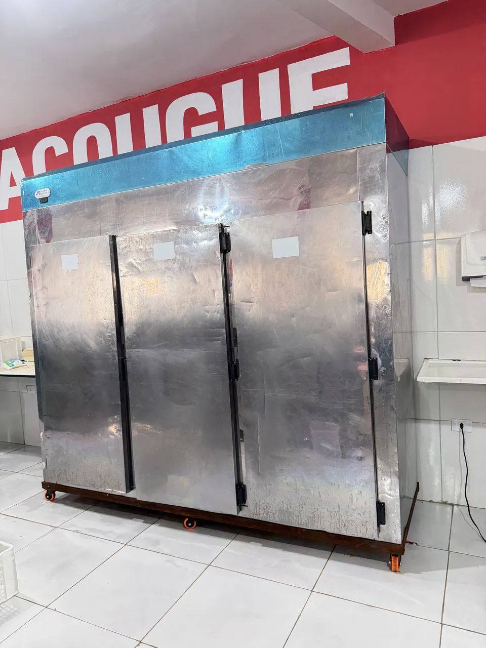 Câmara fria à venda! 