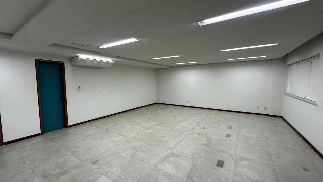 Conjunto de Salas Comerciais com 114m² na Reta da Penha - Foto 4