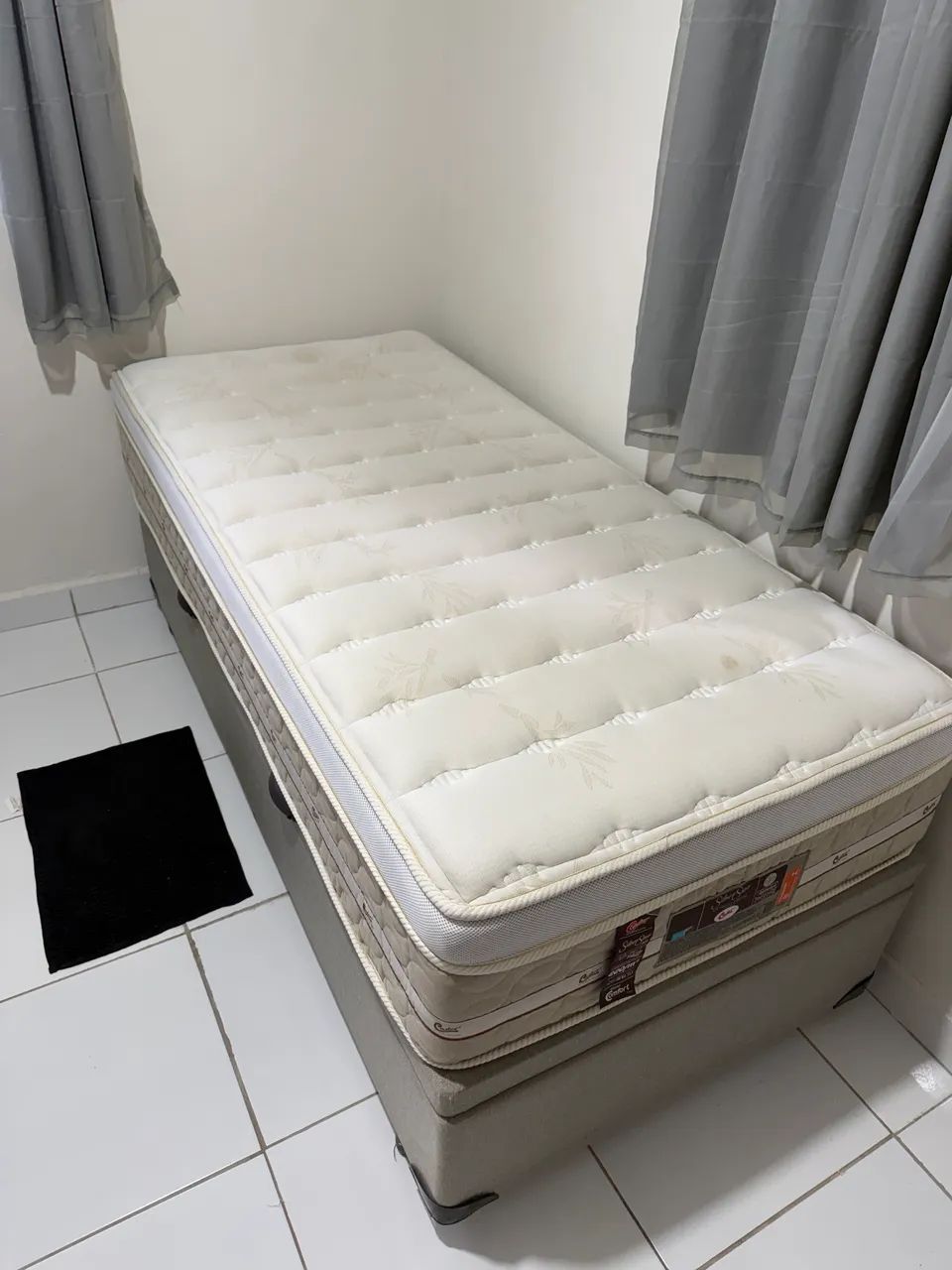 Cama de solteiro semi nova - Foto 4